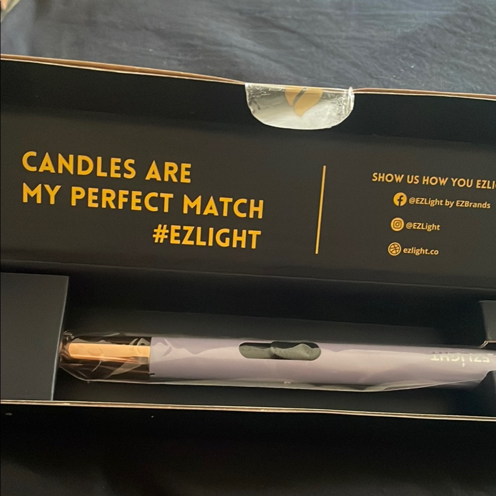 Electric candle lighter